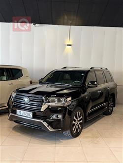 تويوتا لاندكروزر